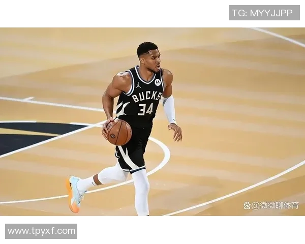 雄鹿与雷霆对决前瞻分析双方阵容状态及战术布局探讨