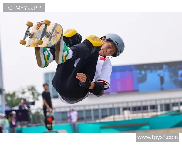 杭州飞盘队逆袭之路滑板精英赛特别报道展现团队精神与拼搏历程